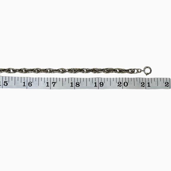 Crown Trifari Pendant Necklace Silver Tone Laurel Wreath 21 Inch Rope Chain Vtg - Picture 10 of 10